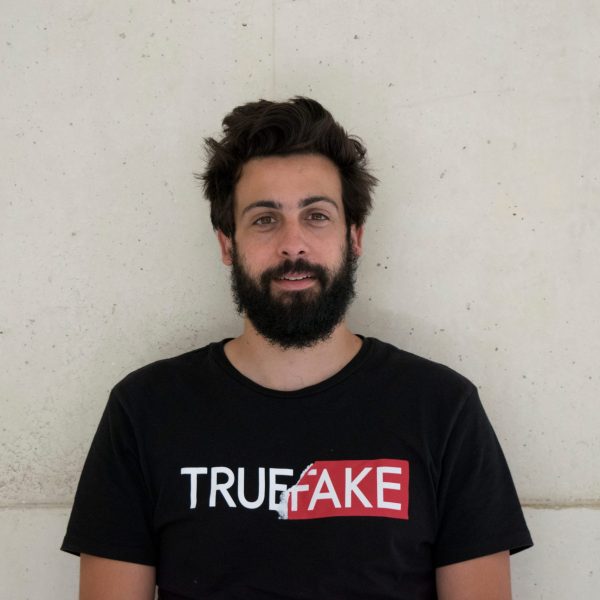 Fábio Santos3